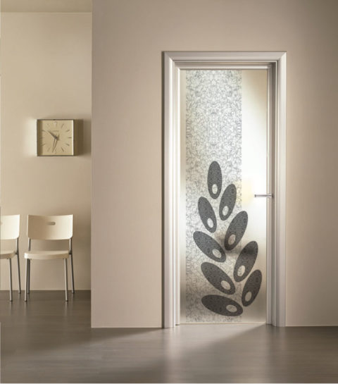 porta a vetro satinato con decoro digitale Febe